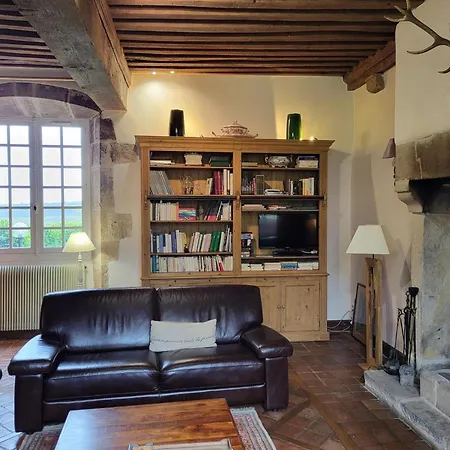 Charmante Maison Du Xve Avec Piscine, Jardin Et Terrasse En Lisiere De La Foret De Troncais - Fr-1-489-217 Le Brethon
