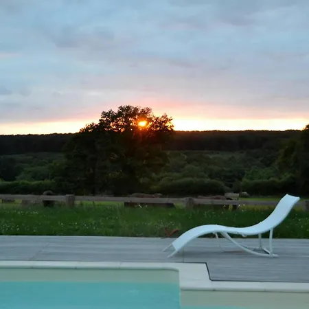 Charmante Maison Du Xve Avec Piscine, Jardin Et Terrasse En Lisiere De La Foret De Troncais - Fr-1-489-217 * Le Brethon
